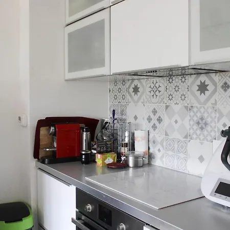 Spacious And Charming *